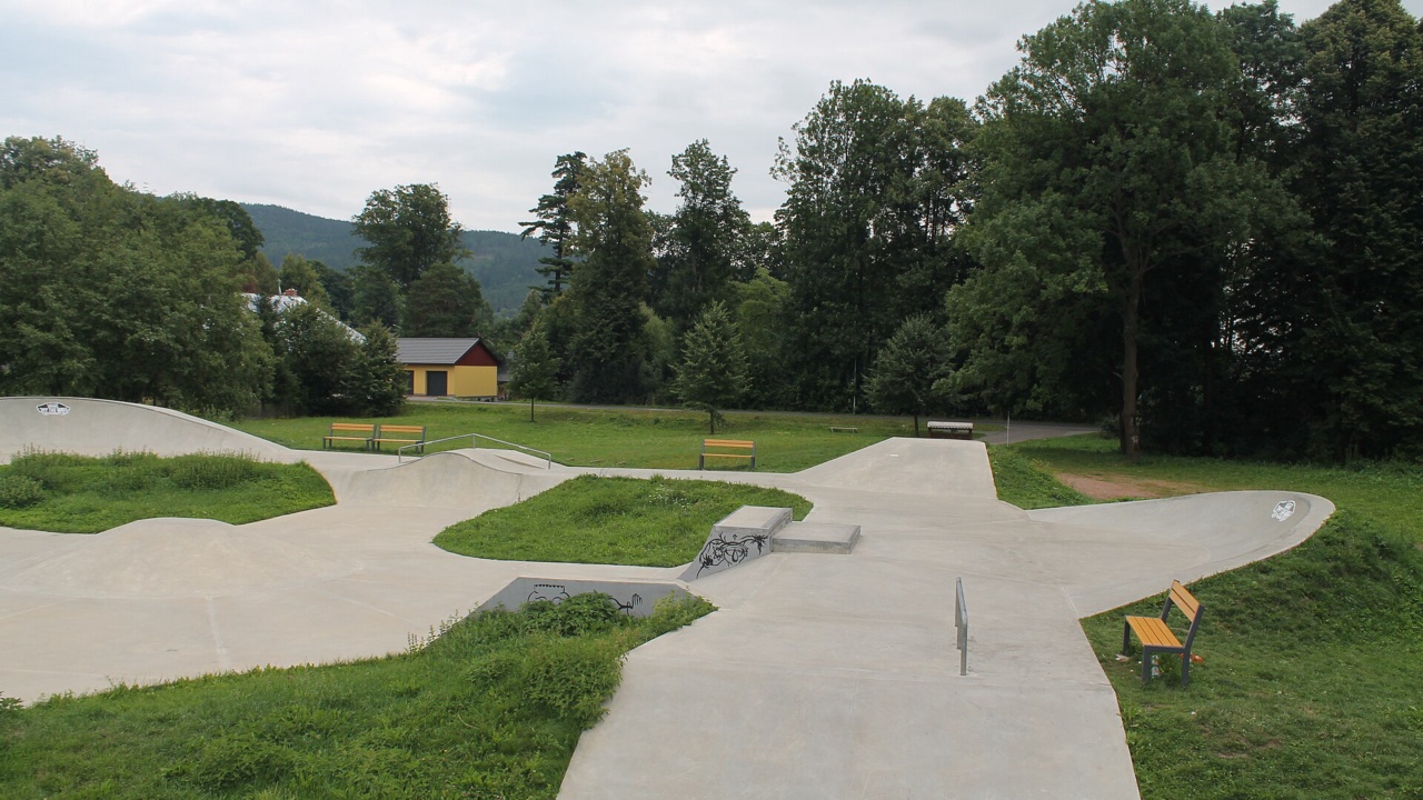Skatepark: Vrbno pod Pradědem, Železná, skatepark (2019-08-12; 02)
