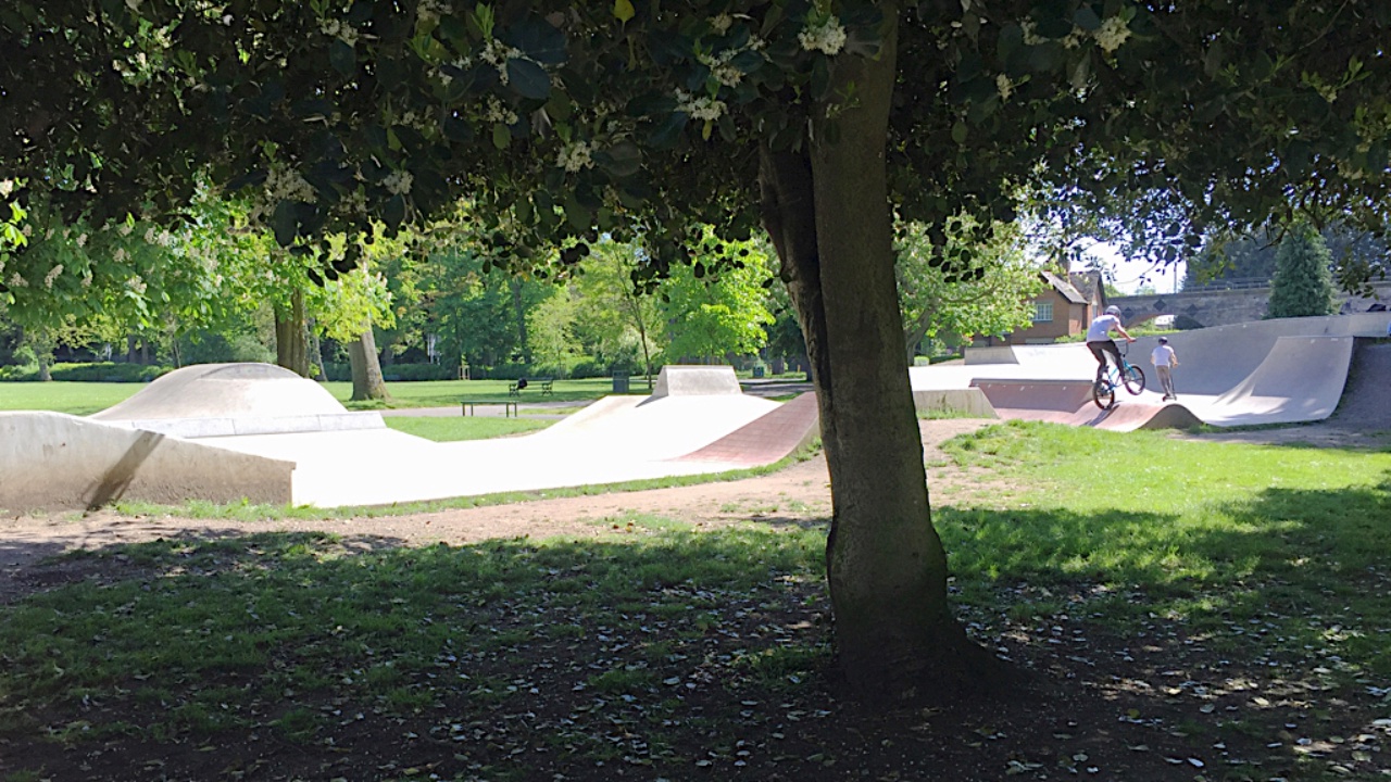 Victoria Park Skatepark: Skate Park, Victoria Park, Leamington - geograph.org.uk - 6082167