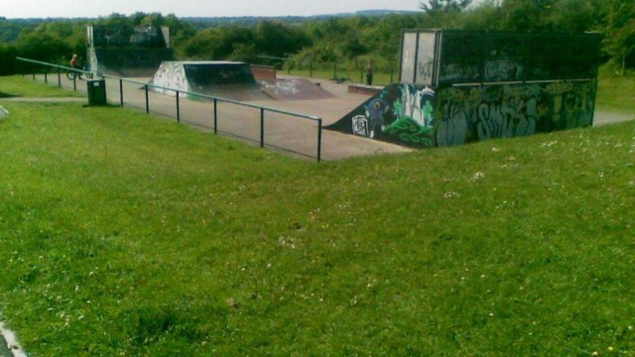 Brackla Skatepark: Skate park, Brackla Hill