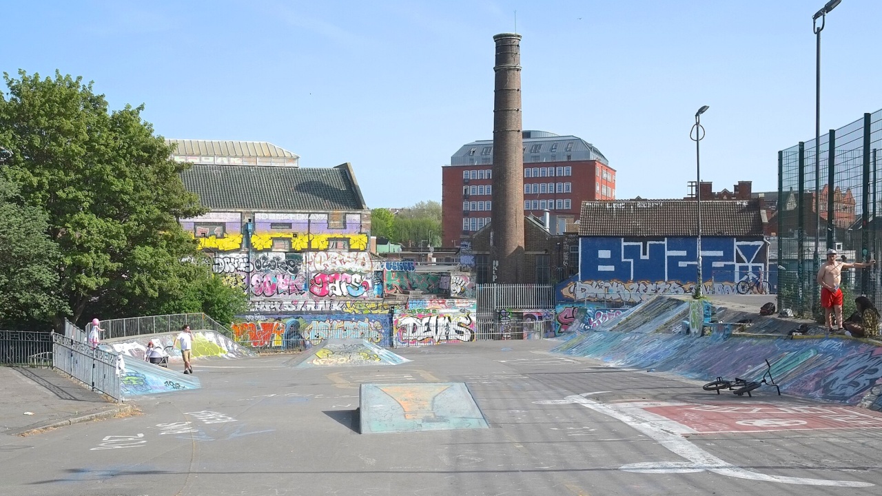 Dean Lane Skatepark: Skateboard Park - geograph.org.uk - 6460711
