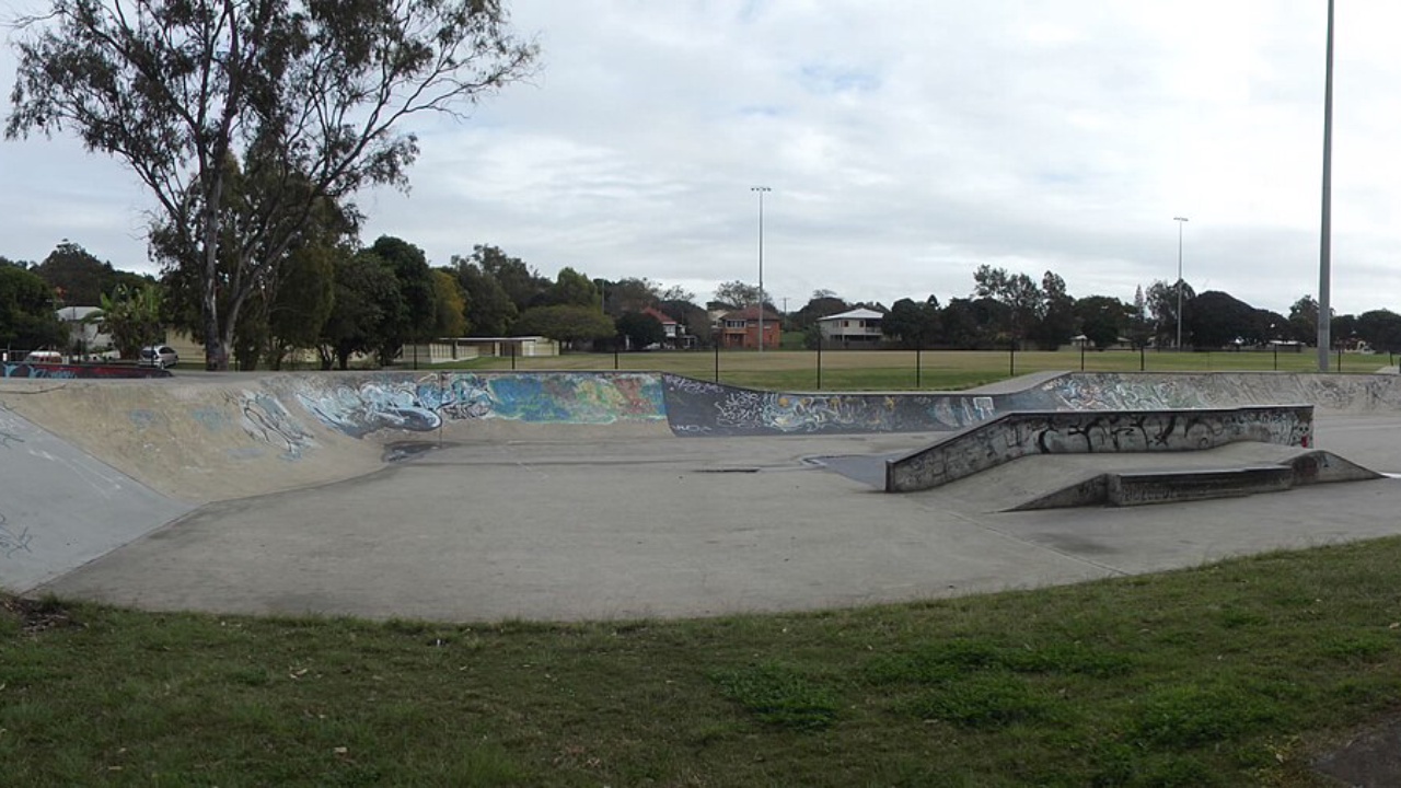 The Wal Costello Skate Ramp: Fairfield skate park - panoramio