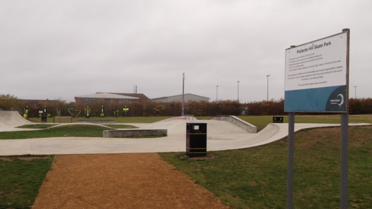 Pollards Hill Skatepark: Pollards Hill Skate Park