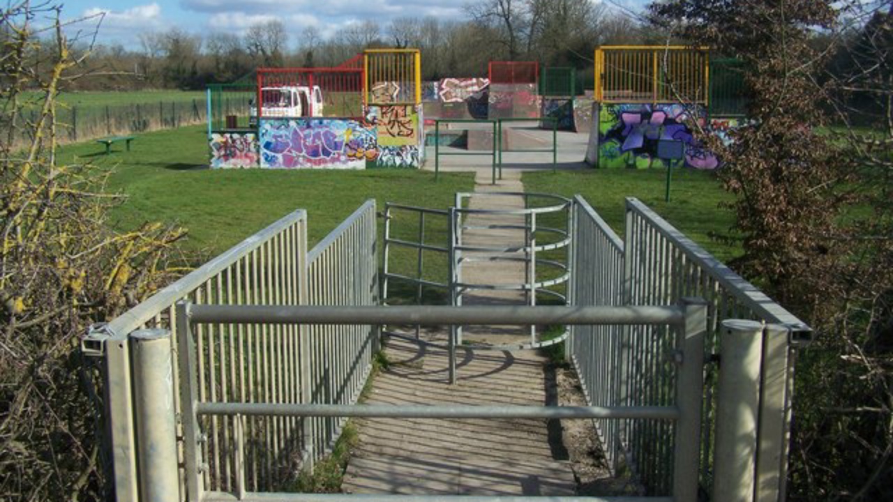Skatepark: Borough Green Skate Park