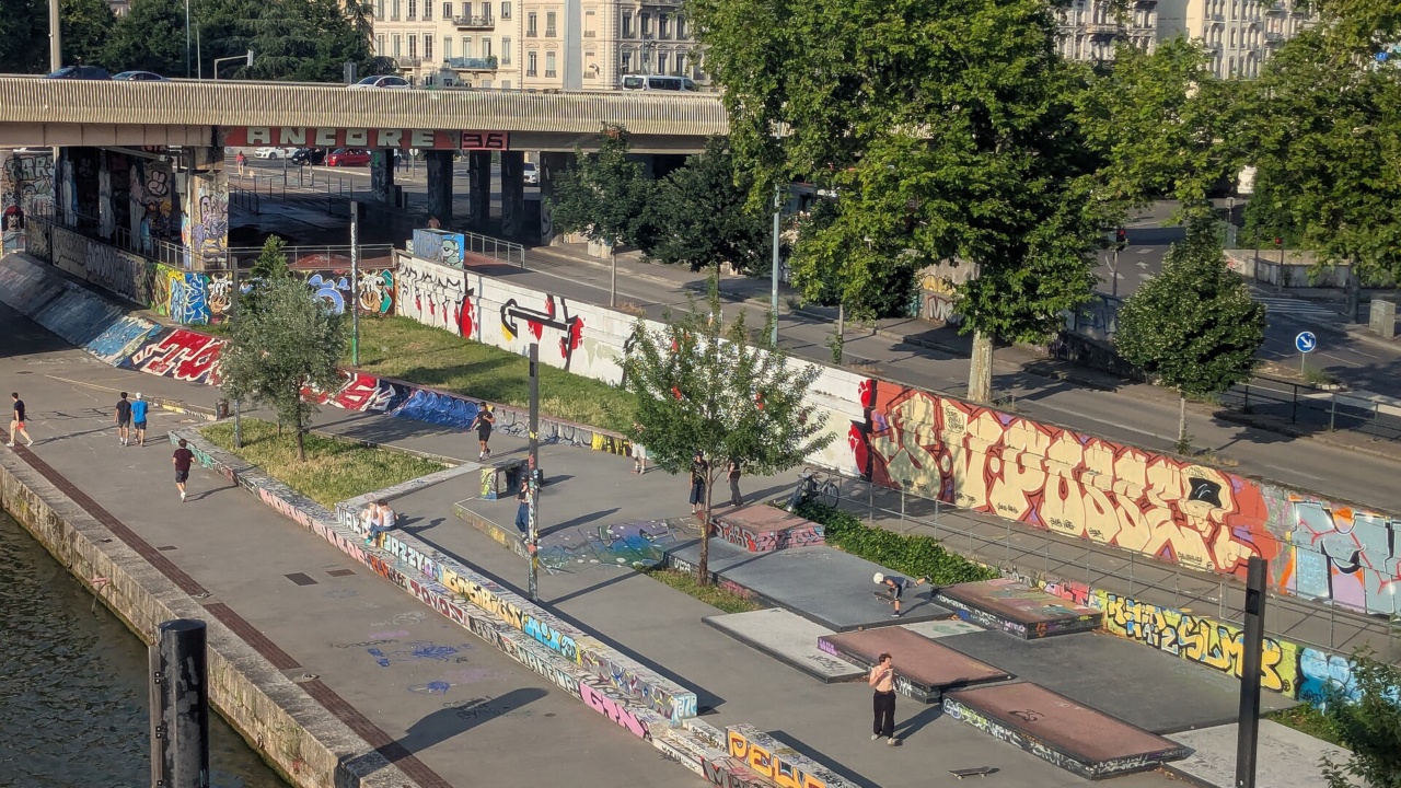 Skatepark 2: Lyon 2e - Skatepark quai Rambaud (juin 2025)