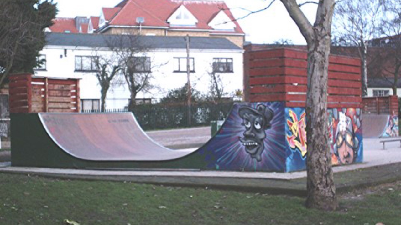 Skatepark: Skate park, King George's playing field