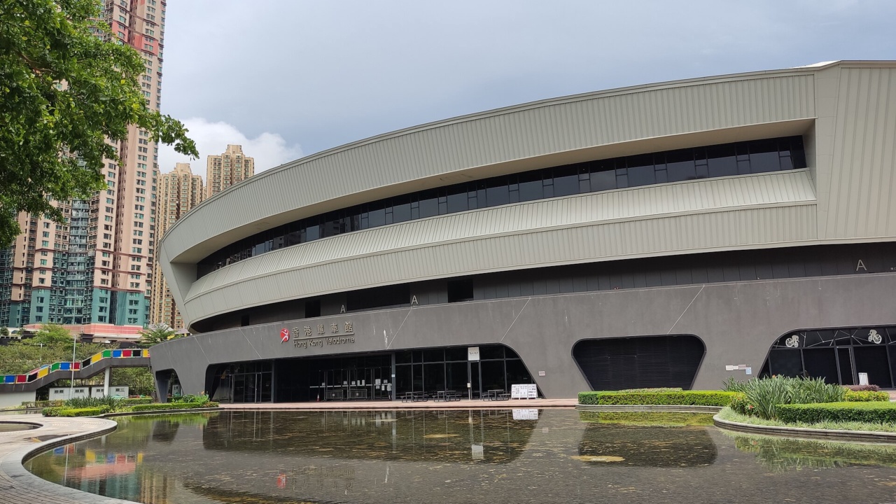 Hong Kong Velodrome Park Skatepark: HK SKD TKO 將軍澳 Tseung Kwan O 香港單車館 Hong Kong Velodrome 寶康路 Po Hong Road Tong Ming Street May 2022 Px3 02