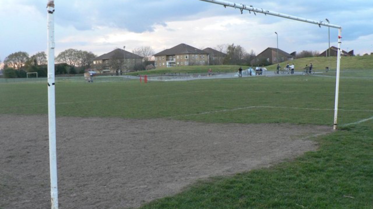 Slades Farm Skatepark: Ensbury Park: skatepark and goalpost