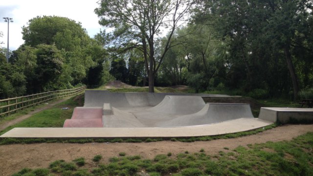 Skatepark: Skatepark