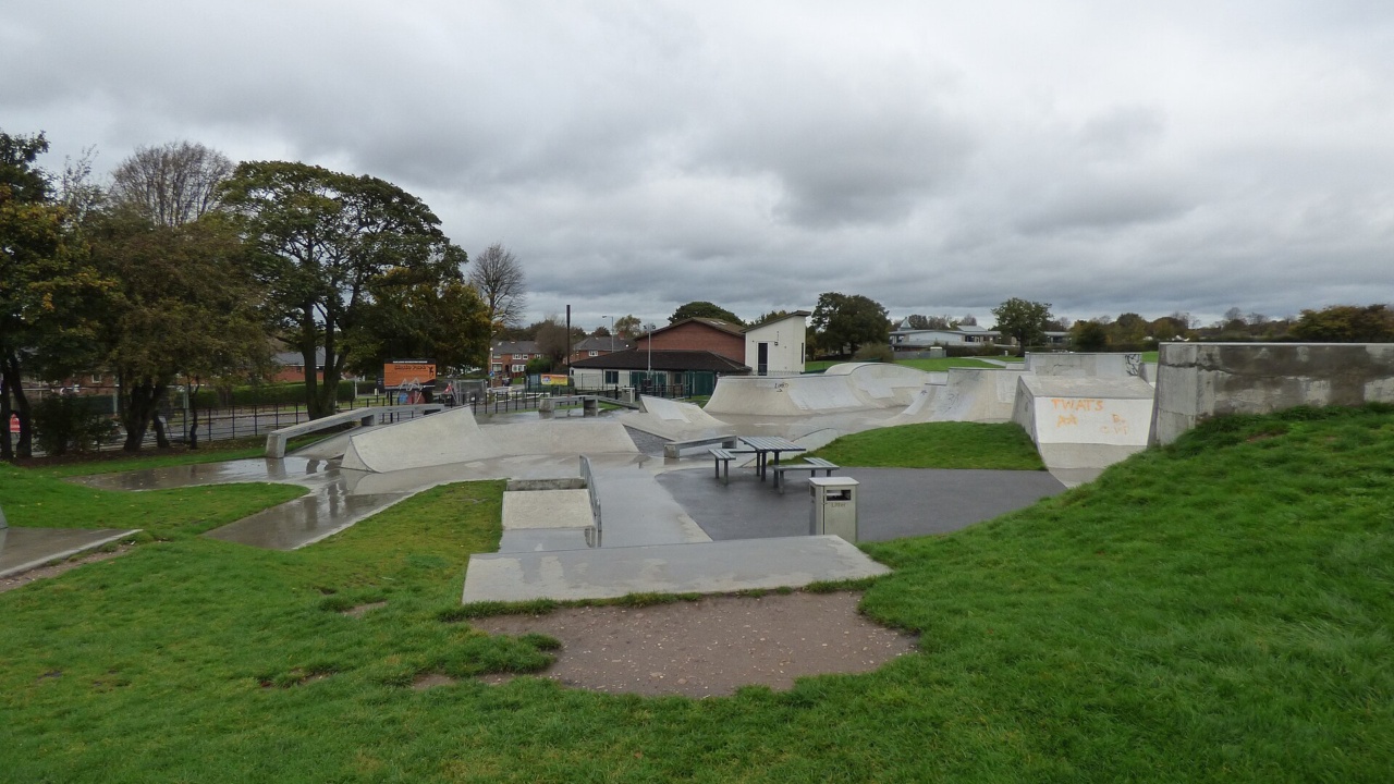 Oaklands Skatepark: Oaklands Recreation Ground, South Yardley - Skate Park (37146289683)