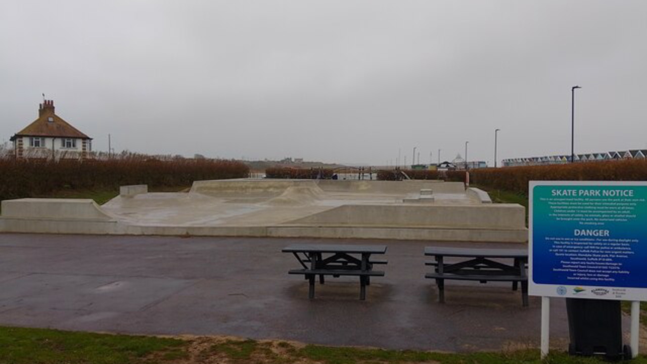 Klondyke Skateboard Park: Southwold Klondyke Skatepark