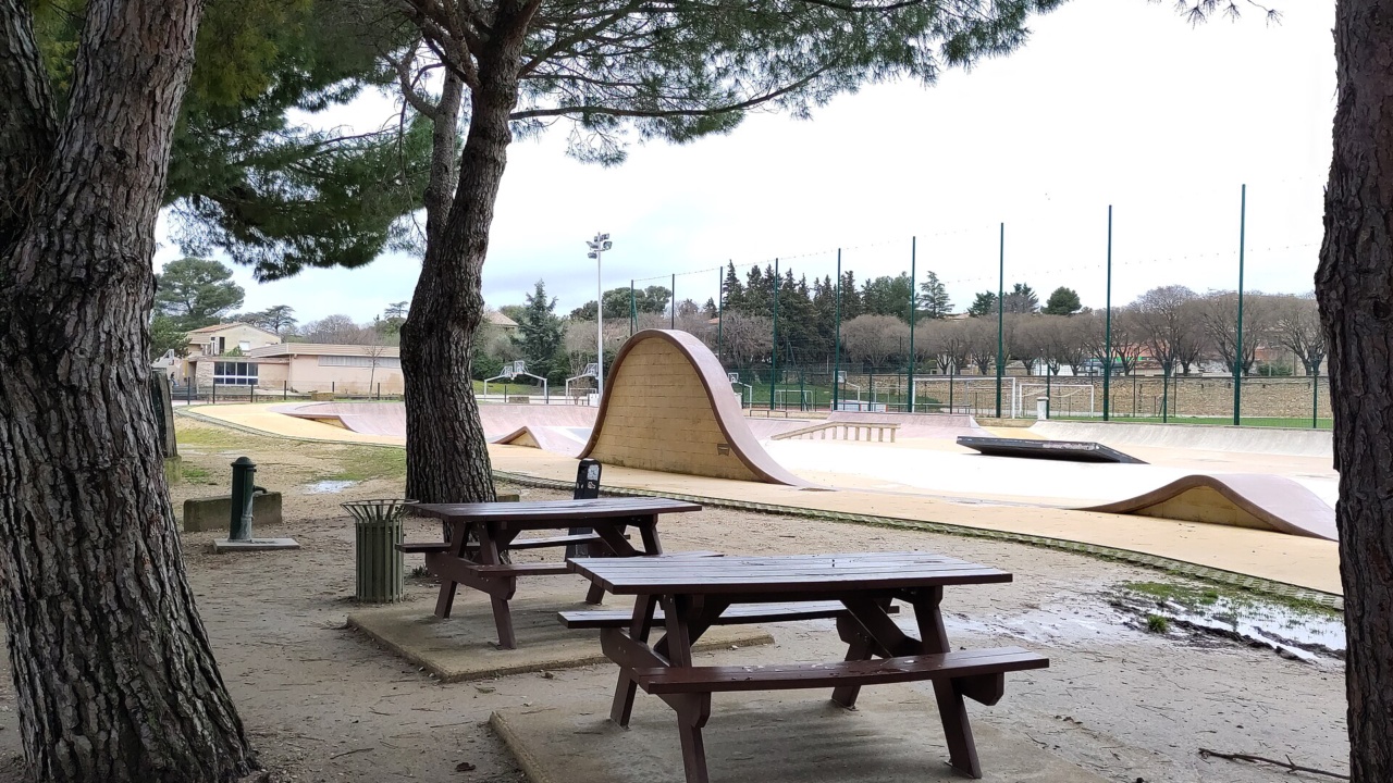 Skatepark: Skatepark uzes (71479)