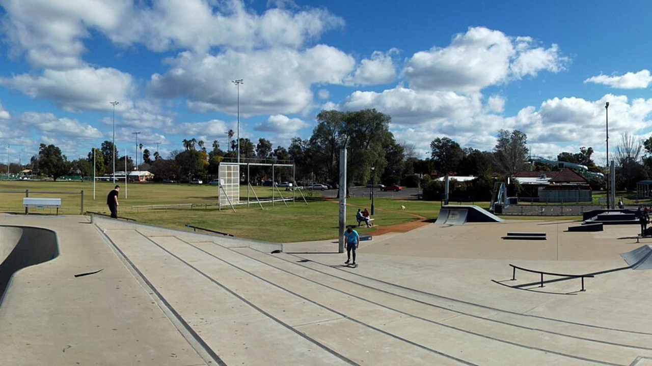 Skatepark: Dubbo skate park - panoramio