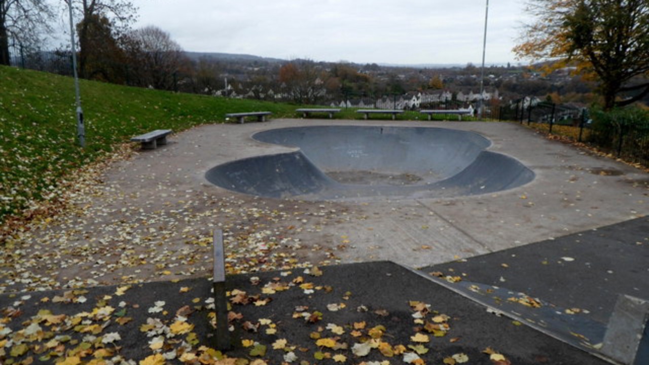 Skatepark: Piggy's Hill skate park, Chepstow