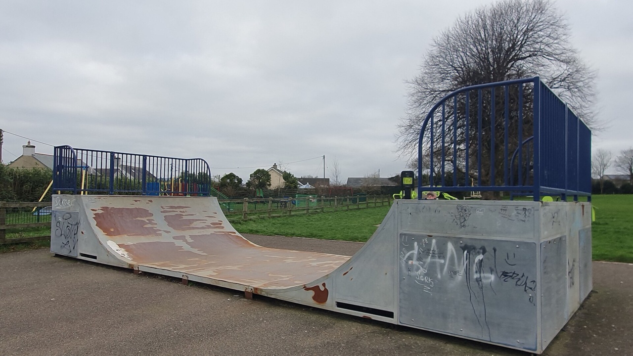 Saint Austell Skatepark: Skatepark, Recreation Ground, St Stephen-in-Brannel, Cornwall - December 2025 (2)