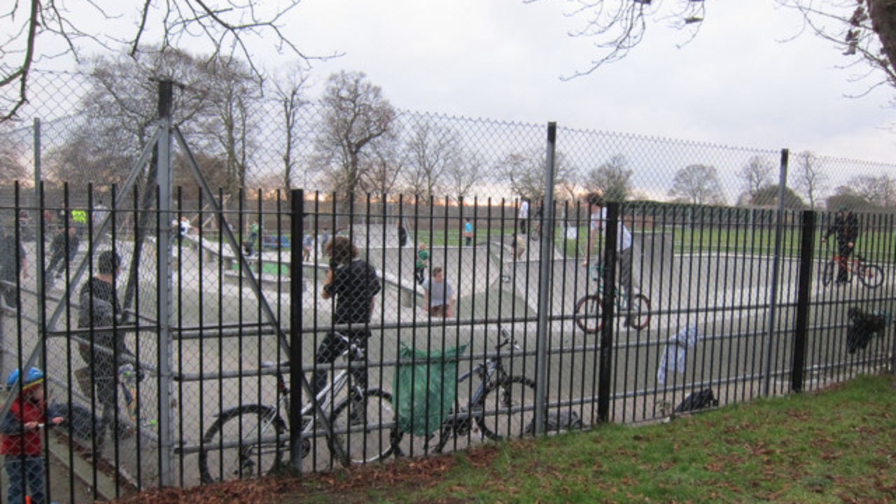 Kingsfield Skatepark: BMX and skate park