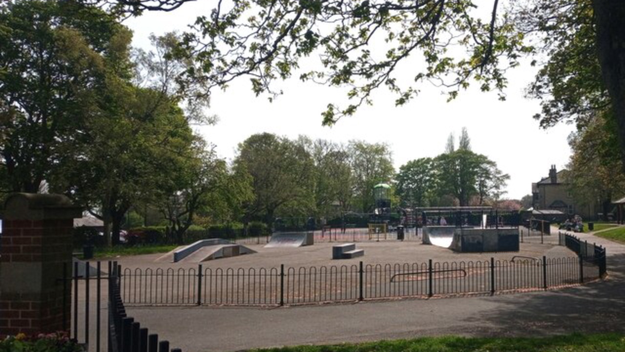Skatepark: Pudsey Park, Skate Park