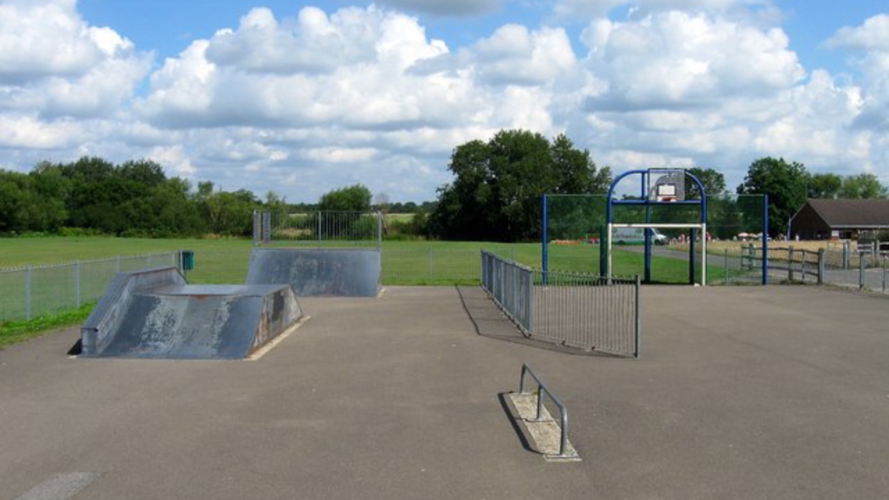 Skatepark: Skate Park, Court Bushes Recreation Ground, Hurstpierpoint