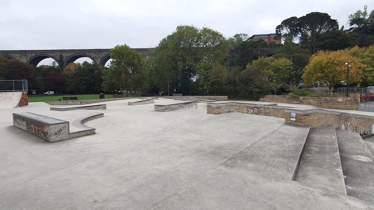 Hendra Skate Park: Skatepark, Hendra Park, Truro, Cornwall - October 2025 (6)